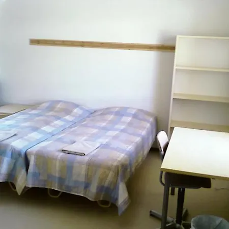 Ξενοδοχείο Domusvirrat 3*